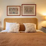 Pinha Da - Beach, Pool, Surf Getaway Work And Play