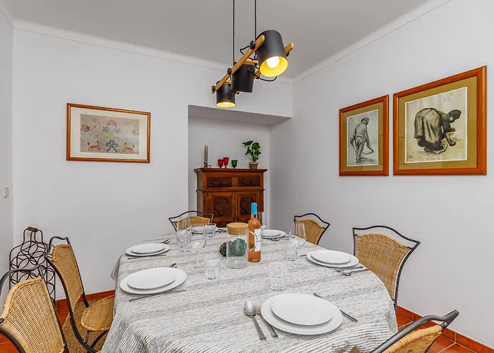Casa vacanze Casa De - Sintra Pool Surf Getaway Work And Play Colares