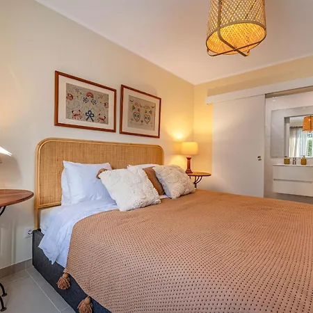 Pinha Da - Beach, Pool, Surf Getaway Work And Play Ferienhaus *