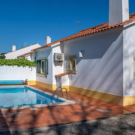 Pinha Da - Beach, Pool, Surf Getaway Work And Play Ferienhaus Colares