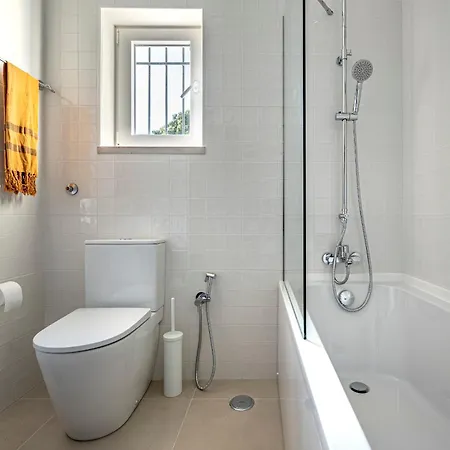 Exclusive Family Pool Retreat - Sintra And Beaches Colares