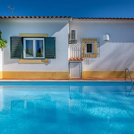 Ferienhaus Exclusive Family Pool Retreat - Sintra And Beaches Colares